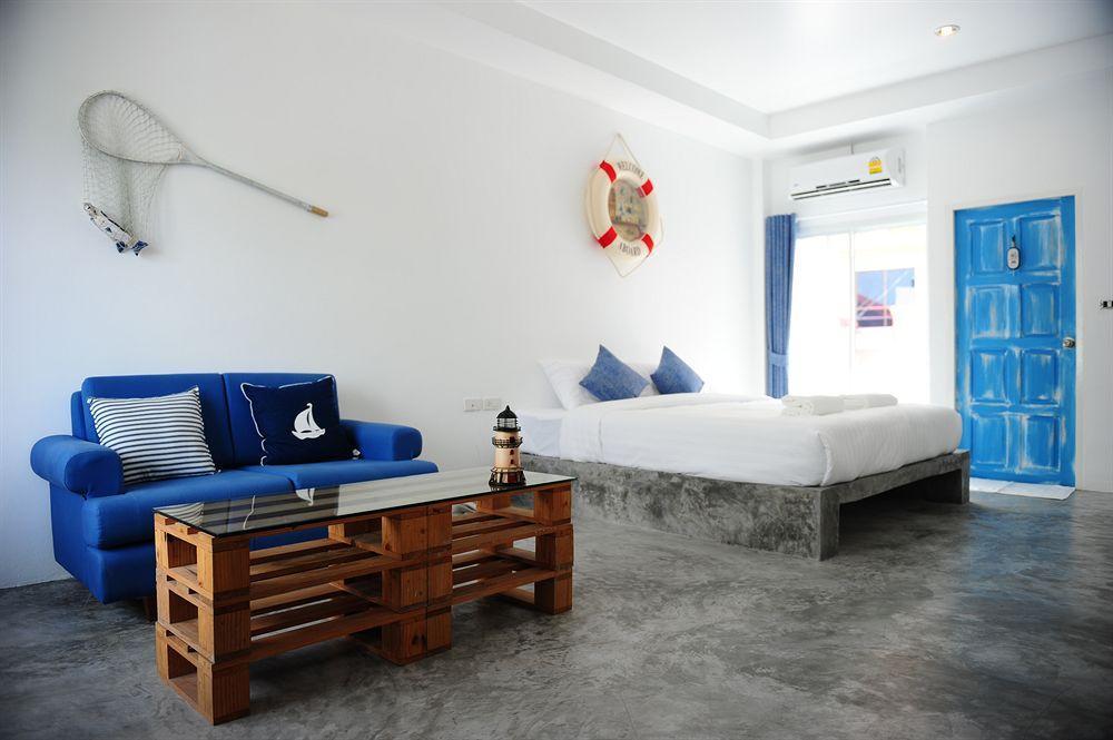 Chic Boutique Hotel Phuket Bagian luar foto