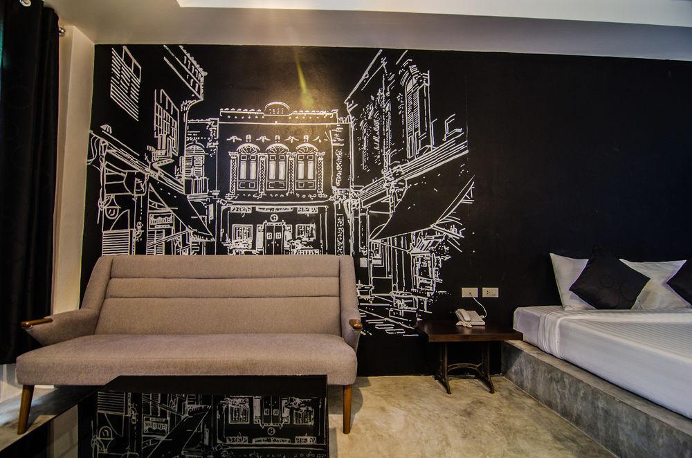 Chic Boutique Hotel Phuket Bagian luar foto