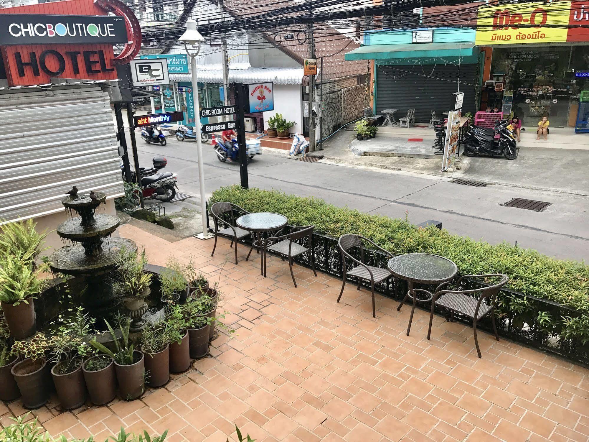 Chic Boutique Hotel Phuket Bagian luar foto